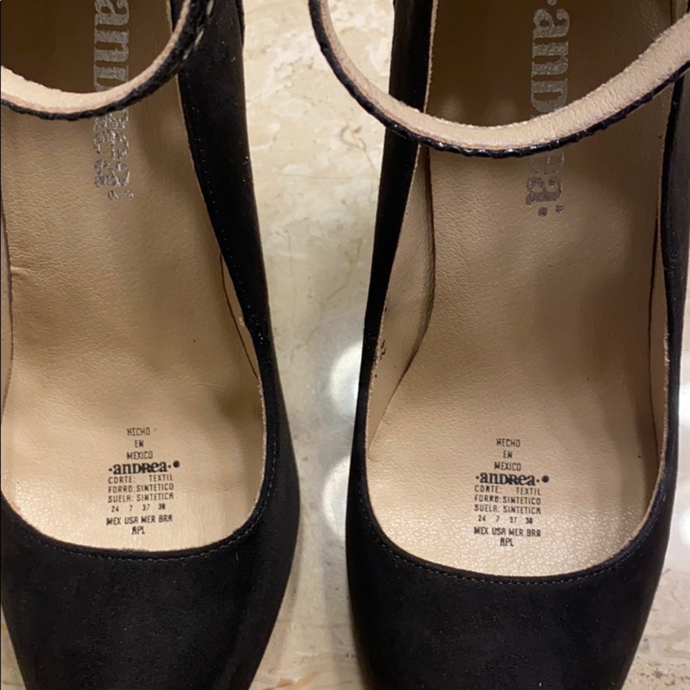 ANDREA Heels NIB - Picture 4 of 7